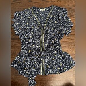 Max Studio Tie Waist blouse size XS